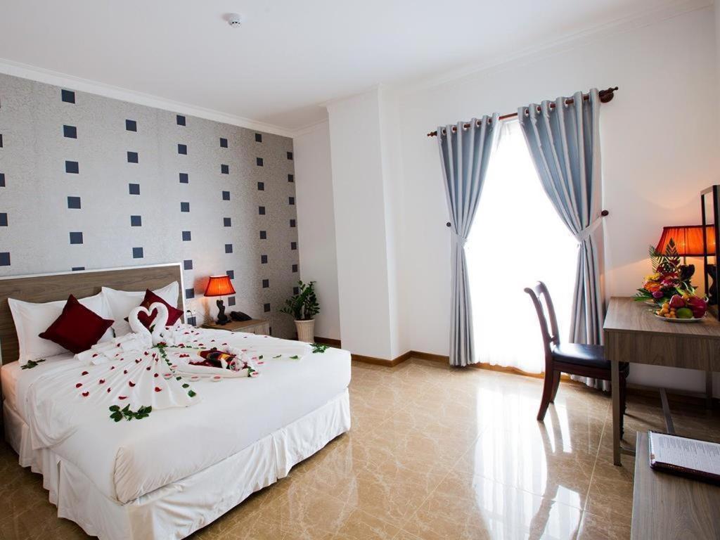 Den Long Do Hotel Nha Trang Exterior foto