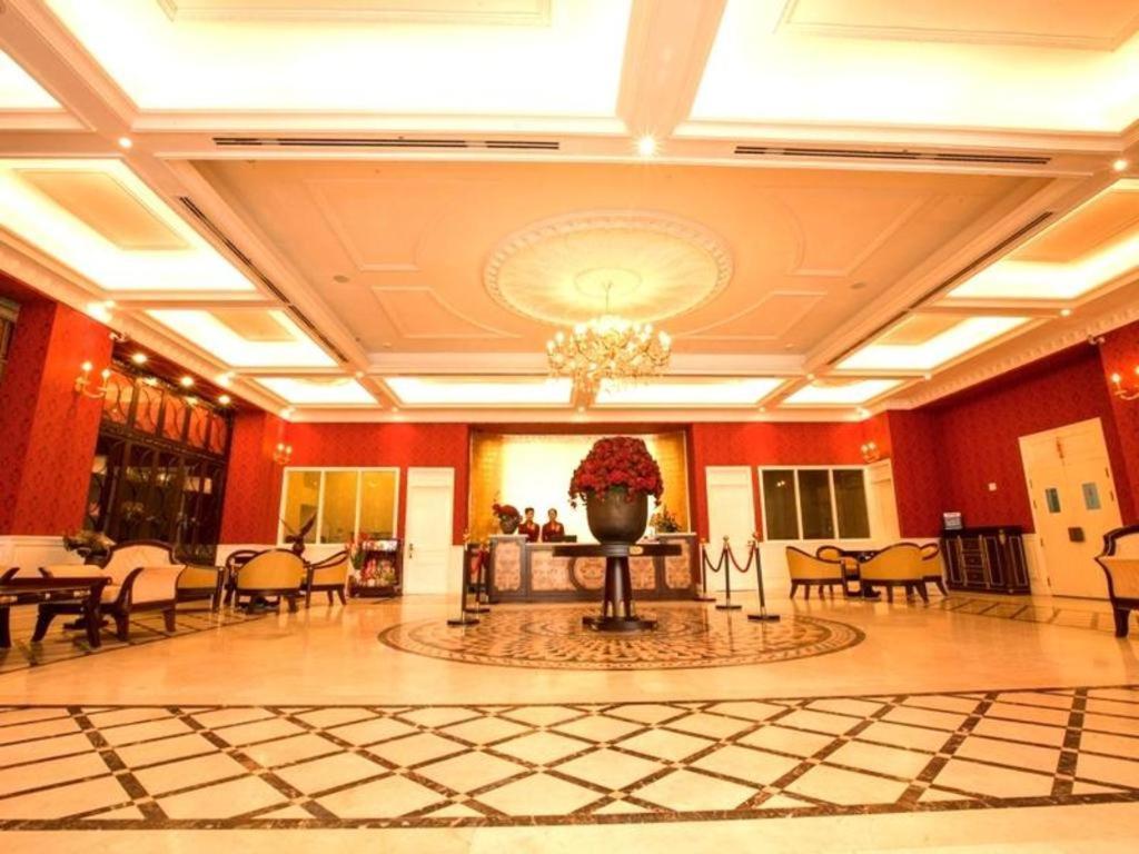 Den Long Do Hotel Nha Trang Exterior foto